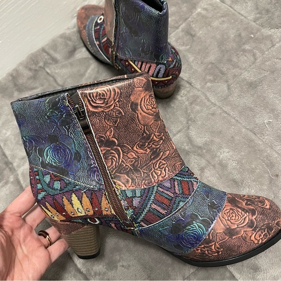 Art Work Faux Leather Colorful ArtsyCuff Ankle Boots / US SIZE 10 - Picture 4 of 8